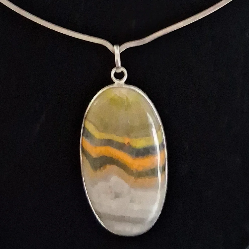 BUMBLE BEE JASPER STATEMENT PENDANT 925 STERLING SILVER